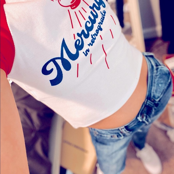 Meet your Posher, Katie! - Picture 1 of 7